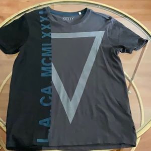 Guess xs mens tee